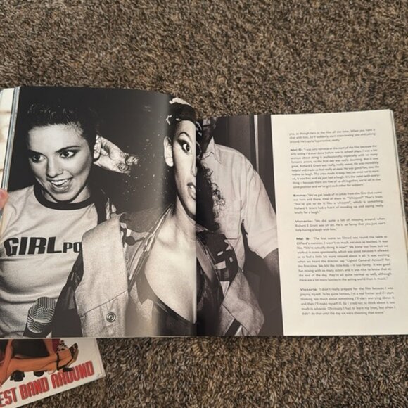 Spice Girls 1997 Official Book Of The Movie Spice World 1996 The Unofficial Book - Picture 13 of 13